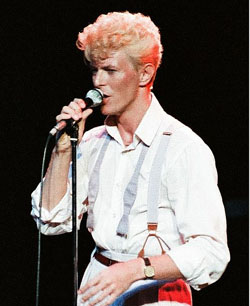 Bowie_1983_serious_moonlight David Bowie Serious Moonlight