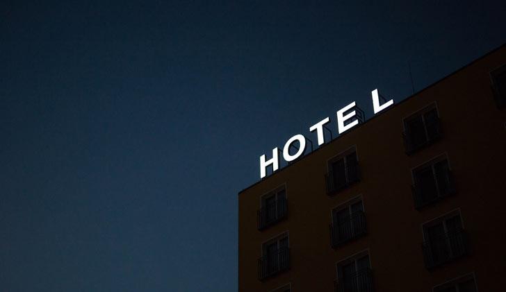 10 Weird Things To Do in a Hotel Room
